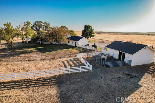 Detail Gallery Image 7 of 60 For 24615 Rowland Lane, Corning,  CA 96021 - 3 Beds | 2/1 Baths