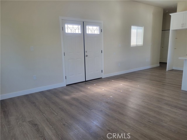 Detail Gallery Image 4 of 25 For 21753 Romar St, Chatsworth,  CA 91311 - 2 Beds | 2 Baths