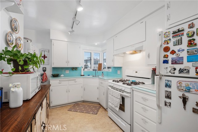 Detail Gallery Image 19 of 28 For 401 Arenoso Ln, San Clemente,  CA 92672 - – Beds | – Baths