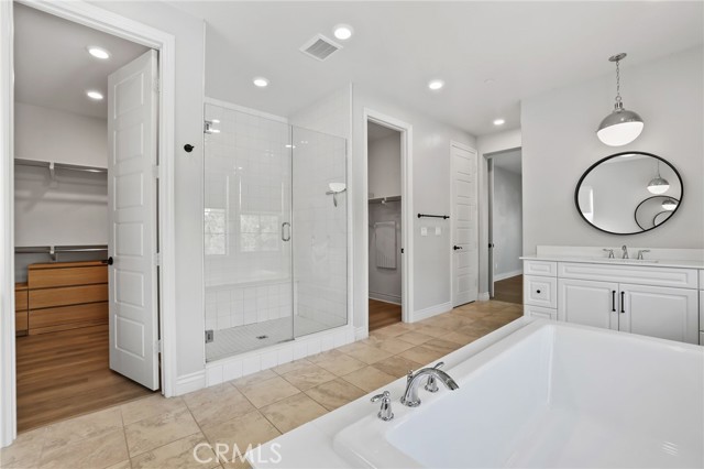 Detail Gallery Image 36 of 59 For 1749 Canyon Oaks Ln, Lake Forest,  CA 92610 - 5 Beds | 4/1 Baths