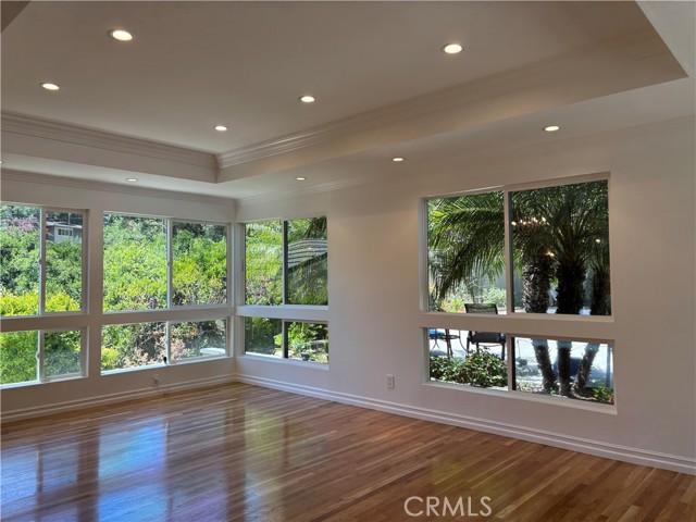 1631 Leycross Drive, La Canada Flintridge CA: https://media.crmls.org/medias/409a8173-7191-48ff-85c4-254ec1016037.jpg