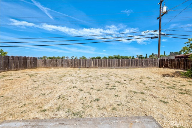 Detail Gallery Image 52 of 54 For 2595 Green St, Merced,  CA 95340 - 3 Beds | 2 Baths