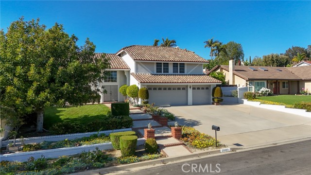 20681 Via Amarilla, Yorba Linda CA: https://media.crmls.org/medias/409ae6f4-8528-4ae4-bc08-731b34e420f3.jpg