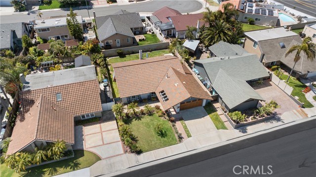 Detail Gallery Image 21 of 24 For 21041 Strathmoor Ln, Huntington Beach,  CA 92646 - 3 Beds | 2 Baths