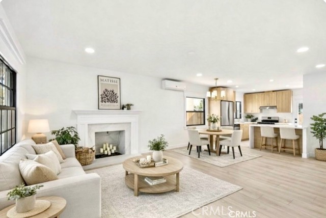 Detail Gallery Image 7 of 32 For 712 E H, Ontario,  CA 91764 - 2 Beds | 2 Baths