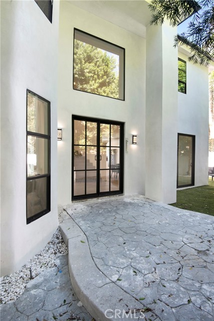 Detail Gallery Image 4 of 42 For 22254 Dumetz Rd, Woodland Hills,  CA 91364 - 5 Beds | 4 Baths