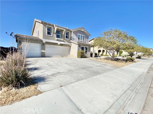 Detail Gallery Image 1 of 26 For 16926 Grand Triassic Ln, Victorville,  CA 92394 - 3 Beds | 2/1 Baths