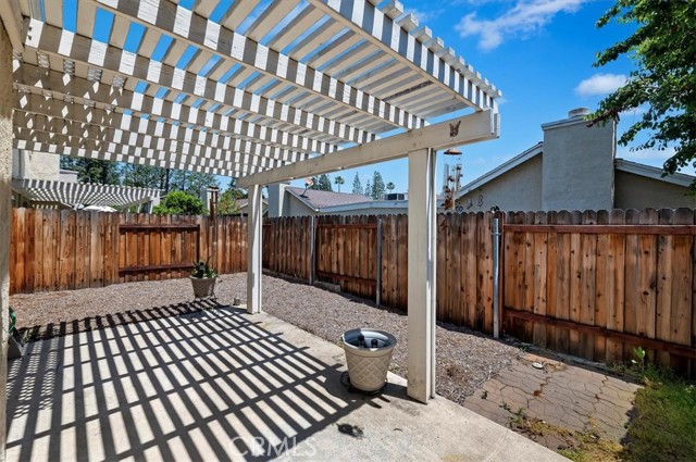 Detail Gallery Image 26 of 31 For 1932 E Yale St #B,  Ontario,  CA 91764 - 3 Beds | 1/1 Baths