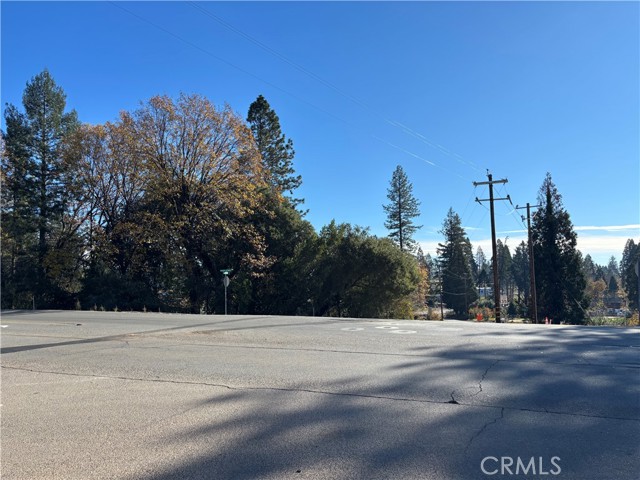 Detail Gallery Image 7 of 8 For 9325 Skyway, Paradise,  CA 95969 - – Beds | – Baths