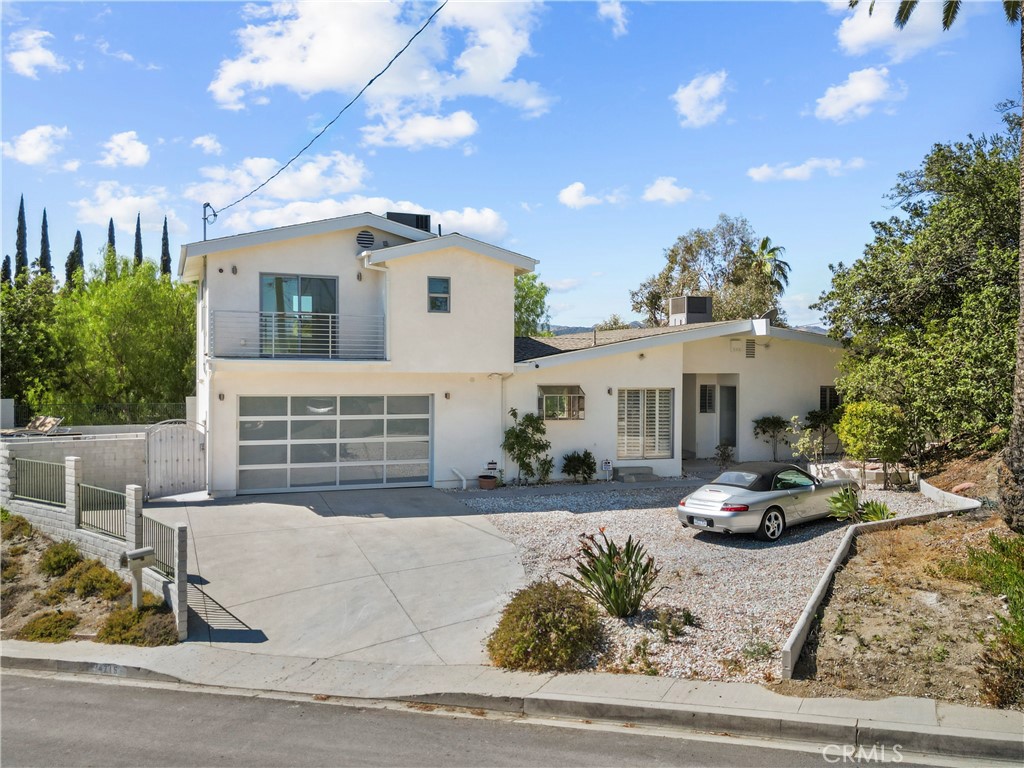 4715 Burgundy Road