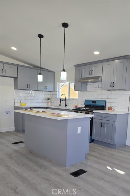 Detail Gallery Image 9 of 32 For 9340 Foothill Bld #20,  Rancho Cucamonga,  CA 91730 - 2 Beds | 2 Baths