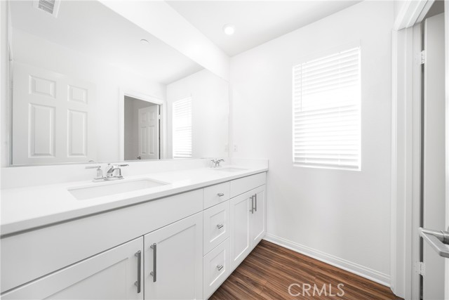 Detail Gallery Image 23 of 38 For 208 Bonita Ln, Rialto,  CA 92376 - 3 Beds | 2/1 Baths