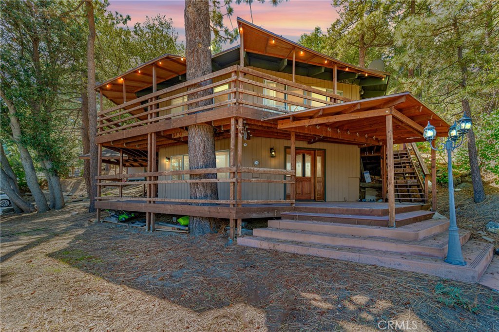 5188 Lone Pine Canyon Road, Wrightwood, CA 92397