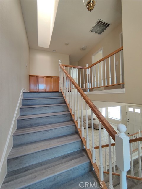 Detail Gallery Image 20 of 37 For 511 N Pageant Dr #F,  Orange,  CA 92869 - 3 Beds | 2/1 Baths