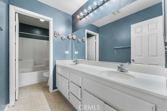 Detail Gallery Image 26 of 40 For 4103 W Avenue J3, Lancaster,  CA 93536 - 5 Beds | 3 Baths