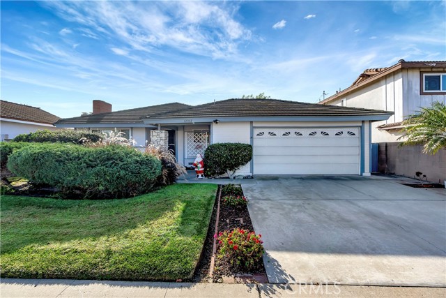 Detail Gallery Image 1 of 36 For 12082 Flagstone Ave, Garden Grove,  CA 92843 - 4 Beds | 2 Baths