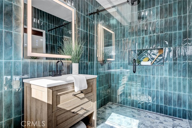 Detail Gallery Image 41 of 55 For 876 Center St, El Segundo,  CA 90245 - 3 Beds | 2/1 Baths