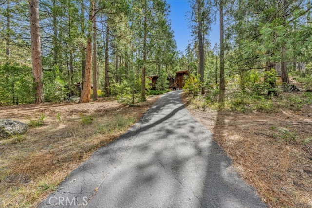 Detail Gallery Image 4 of 31 For 52555 Idyllmont Rd, Idyllwild,  CA 92549 - 2 Beds | 1/1 Baths