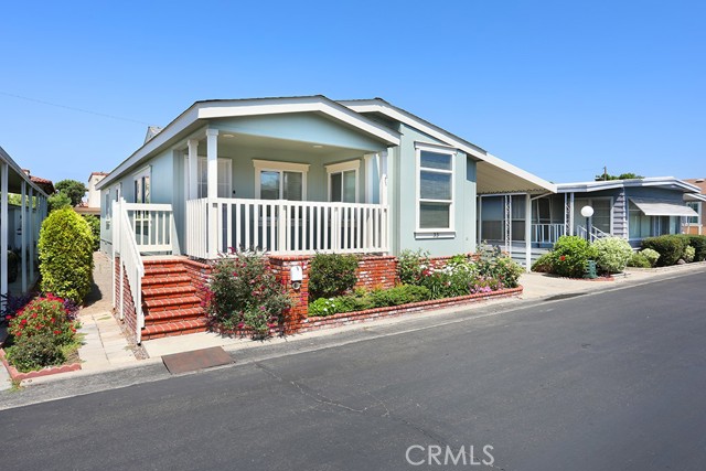 Detail Gallery Image 1 of 31 For 33 Estrella, Tustin,  CA 92780 - 2 Beds | 2 Baths