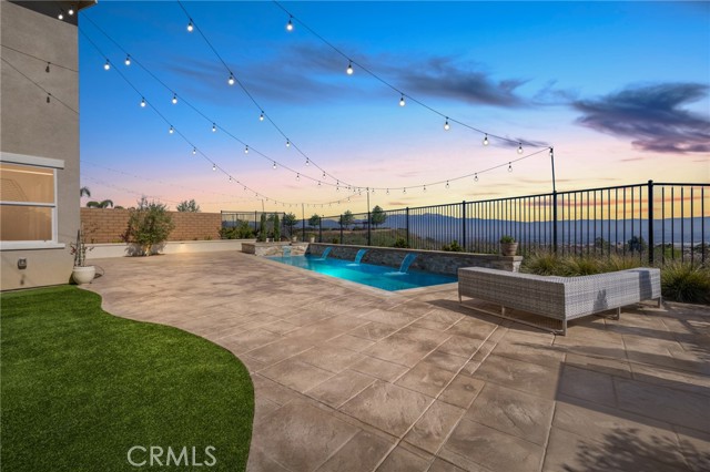 Detail Gallery Image 3 of 71 For 2771 Chad Zeller Ln, Corona,  CA 92882 - 4 Beds | 3/1 Baths