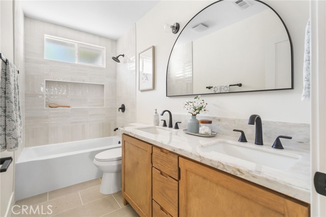 2721 184th Street, Redondo Beach CA: https://media.crmls.org/medias/40a31e8e-4fe2-418a-b1c2-6878d25e8c97.jpg