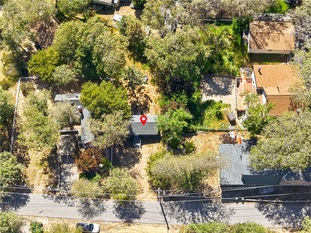 https://media.crmls.org/medias/40a36d4e-dc2b-4ac0-8a41-5ad54b770717.jpg?preset=X-Large