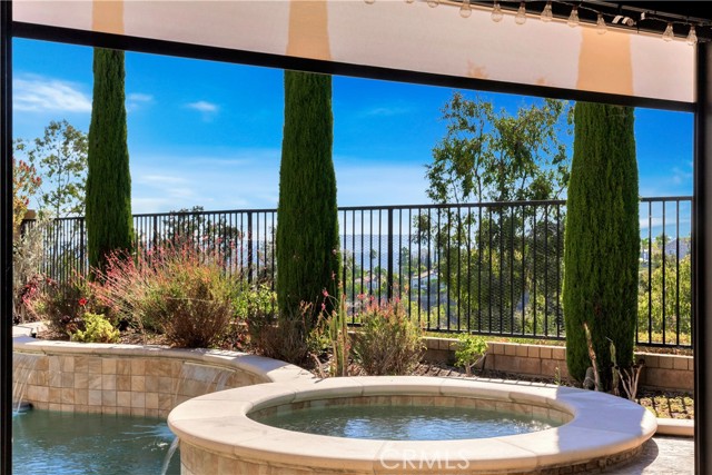Detail Gallery Image 43 of 73 For 25652 Pacific Crest Dr, Mission Viejo,  CA 92692 - 4 Beds | 2/1 Baths