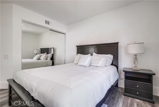 19416 Shadow Oak Drive, Lake Forest CA: https://media.crmls.org/medias/40a38f1b-9305-4776-a59e-0ad61715ee38.jpg
