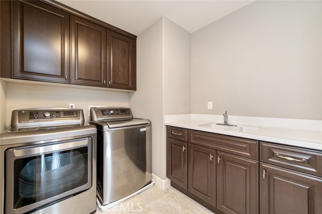 Detail Gallery Image 22 of 42 For 120 Tomato Springs, Irvine,  CA 92618 - 4 Beds | 3/1 Baths