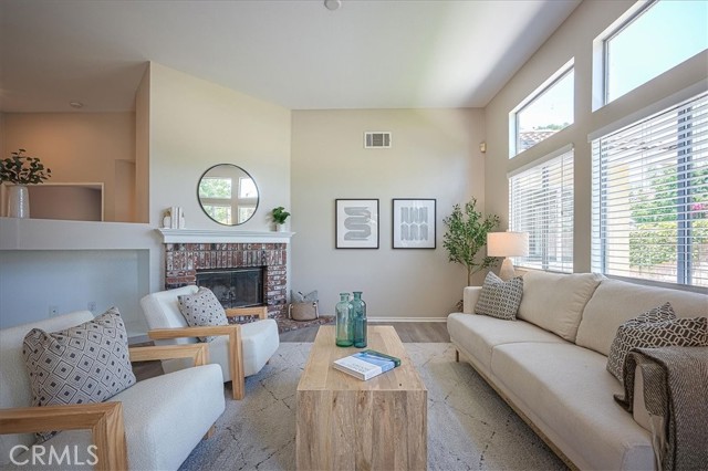 3087 Arbor Glen Court, Corona CA: https://media.crmls.org/medias/40a3f560-2b9a-43ca-b3b5-a28284a97174.jpg