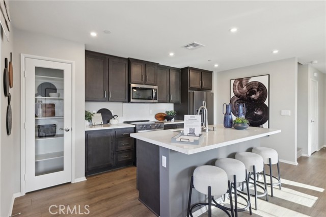 MODEL HOME