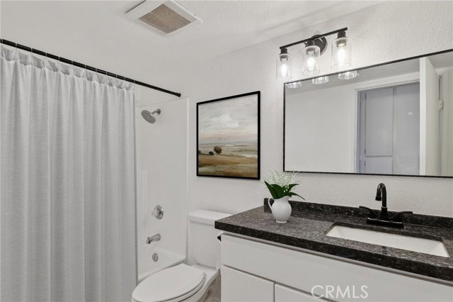 Detail Gallery Image 10 of 17 For 20702 El Toro Rd #94,  Lake Forest,  CA 92630 - 1 Beds | 1 Baths
