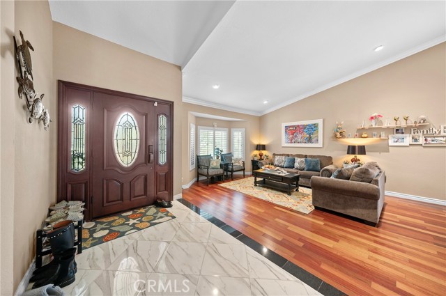 Detail Gallery Image 6 of 60 For 24300 Knoll Ct, Diamond Bar,  CA 91765 - 5 Beds | 3 Baths