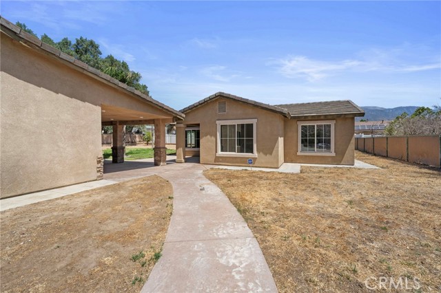 1037 Charles Street, Banning CA: https://media.crmls.org/medias/40a61acd-d550-4664-b0bd-ea8f32df3970.jpg