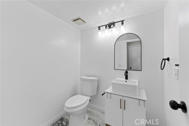 Detail Gallery Image 17 of 29 For 6237 Birdie, La Verne,  CA 91750 - 3 Beds | 2/1 Baths