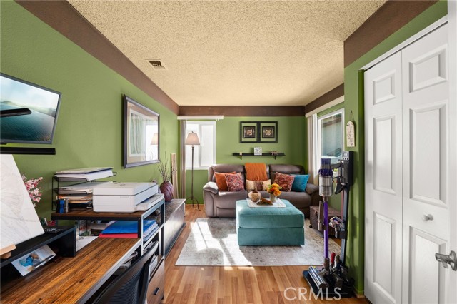 Image 13 of 42 For 11494 Los Molinos