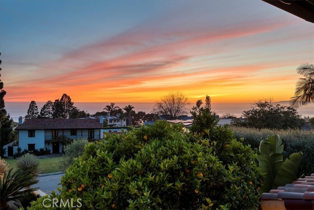2839 Via Victoria, Palos Verdes Estates CA: https://media.crmls.org/medias/40a879ea-7866-49c4-8825-725e78655f4b.jpg