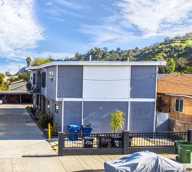 2710 Queen Street #4, Los Angeles, CA, 90039 2710 Queen Street #4, Los Angeles, CA, 90039