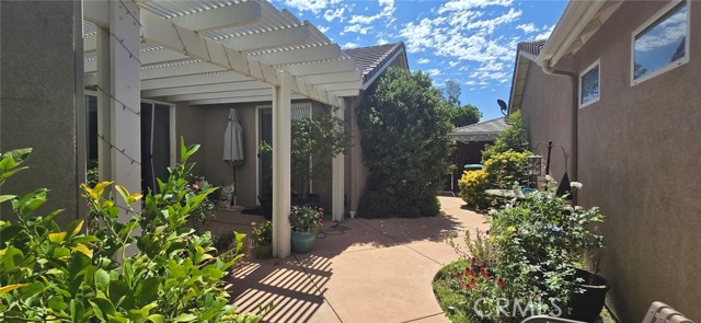 240 Glenview Lane, Hemet CA: https://media.crmls.org/medias/40a8b7eb-9041-44cd-9935-8d07a8a7fc3d.jpg