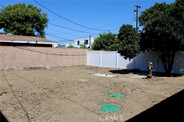Detail Gallery Image 11 of 22 For 21217 S Main, Carson,  CA 90745 - 2 Beds | 1 Baths