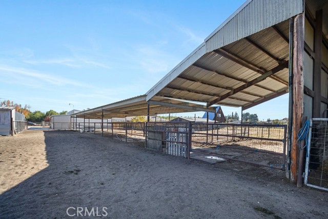 Detail Gallery Image 42 of 57 For 401 S Johnson Rd, Turlock,  CA 95380 - 3 Beds | 2/1 Baths