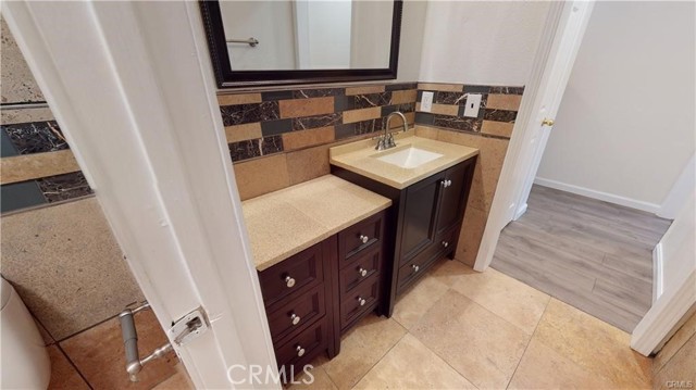 Detail Gallery Image 14 of 17 For 1952 Adobe, Corona,  CA 92882 - 3 Beds | 2 Baths