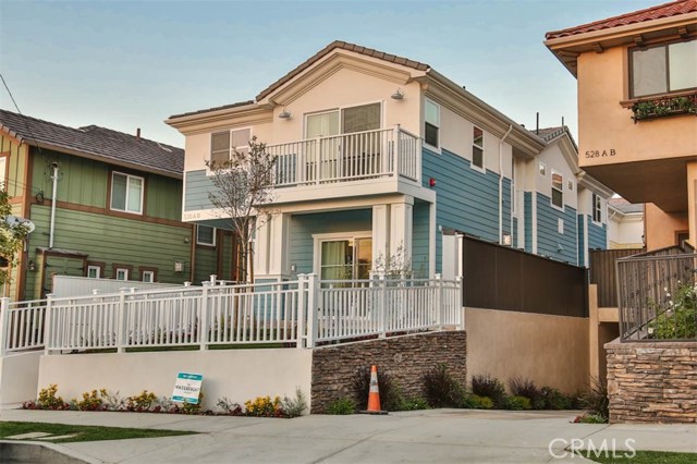 530 Francisca Avenue, Redondo Beach, California 90277, 4 Bedrooms Bedrooms, ,4 BathroomsBathrooms,Residential,Sold,Francisca,PV17006516