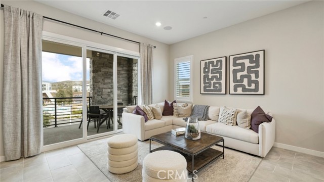 290 Tank, Irvine, CA 92618