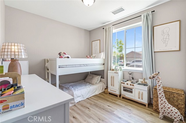 1206 Bristlecone Drive, Madera CA: https://media.crmls.org/medias/40abee7d-288a-4ded-8520-cdaadf372eb8.jpg