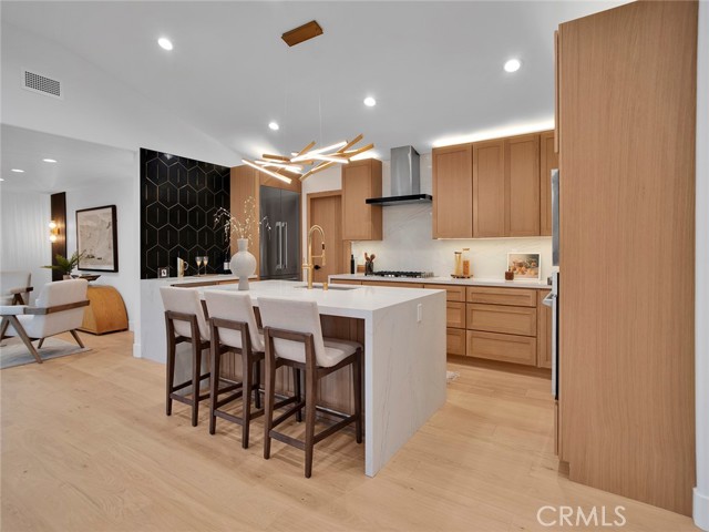 Image 9 of 51 For 24100 Philiprimm Street