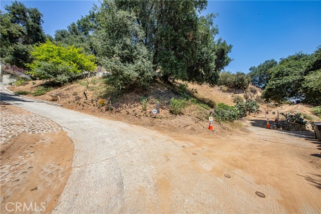 3597 Shaw Ranch Road, Pasadena CA: https://media.crmls.org/medias/40acb510-6a83-4f8b-bb32-fbaa5a2d6c47.jpg