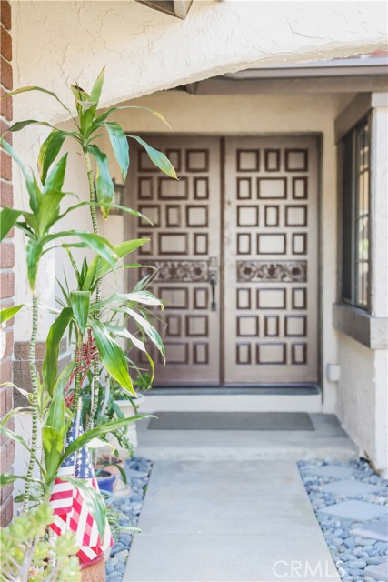 Detail Gallery Image 2 of 29 For 183 S Starflower, Brea,  CA 92821 - 3 Beds | 2/1 Baths