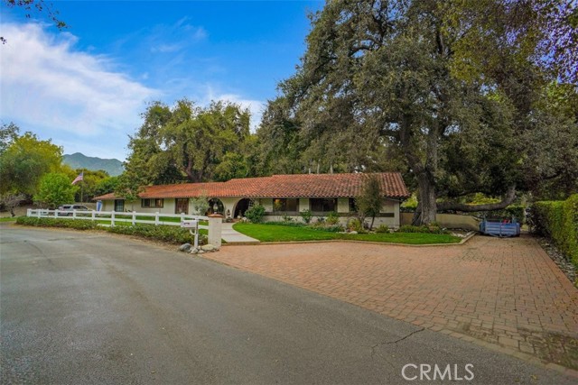 Photo of 15900 Millmeadow Road, Canyon Country, CA 91387