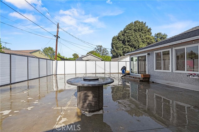 Detail Gallery Image 26 of 27 For 18229 Strathern St, Reseda,  CA 91335 - 3 Beds | 2 Baths